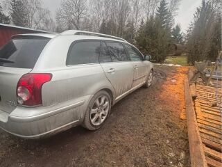 Toyota Avensis 2.0 93kW