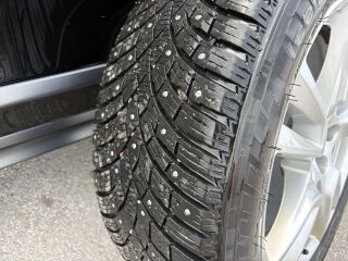 Volvo V90 Cross Country D4  AWD 2.0 140кВ