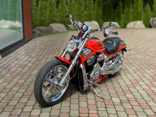 Harley-Davidson VRSCSE Screamin' Eagle CVO V-Rod V2 Revolution 92kW