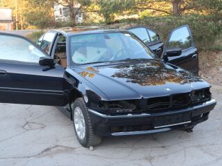 BMW 740