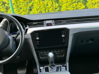 Volkswagen Passat Variant Executive 1.5 110kW