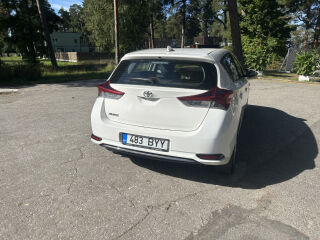 Toyota Auris 1.6 97kW