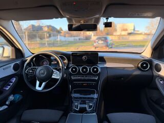Mercedes-Benz C 220 2.0 143kW