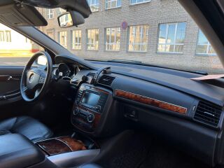 Mercedes-Benz R 320 Long 3.0 V6 Cdi 165kW