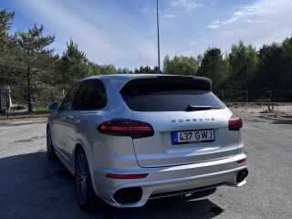 Porsche Cayenne S E-Hybrid Platinum Edition 3.0 V6 245kW