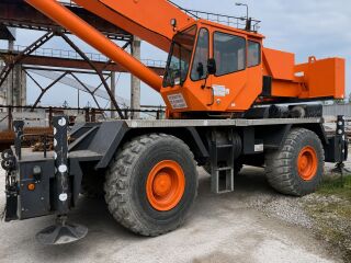 Grove RT600E