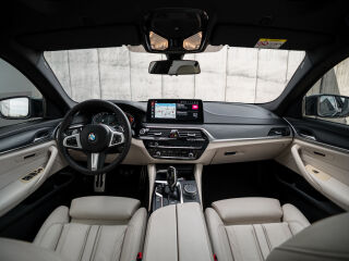 BMW 540 d xDrive Touring M-Sport 3.0 250кВ