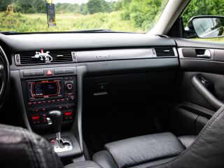 Audi A6 2.5 132кВ