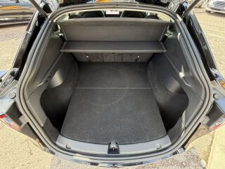 Tesla Model Y LONG RANGE DUAL MOTOR 4WD 378KW 153kW