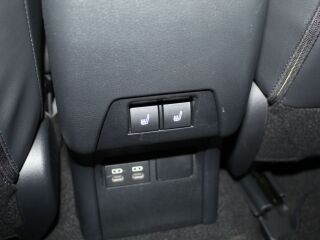 Toyota Prius Plug-in Hybrid Premium Solar 2.0 111кВ