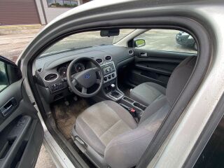 Ford Focus 1.6 74kW