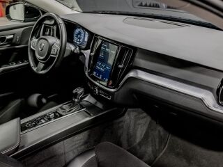 Volvo V60 D4 Momentum 2.0 140kW