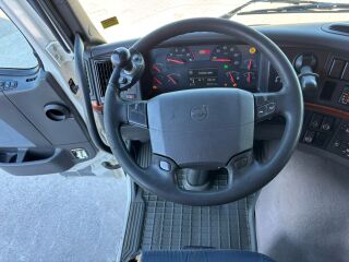 Volvo FM 480 8x4*4 353kW