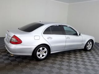 Mercedes-Benz E 220 Avantgarde Facelift ATM 2.1 CDI 125kW