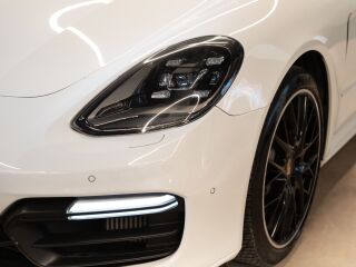 Porsche Panamera 4s 2.9 324кВ