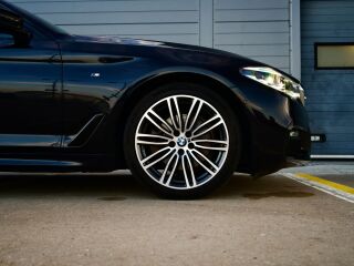 BMW 520 M-Sportpakett Shadowline xDrive 2.0 B47 140kW