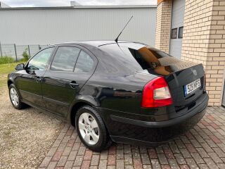 Skoda Octavia Comfort 1.6 75кВ