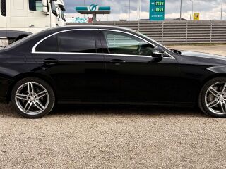Mercedes-Benz E 220 AMG Package 2.0 R4 CDI 143kW
