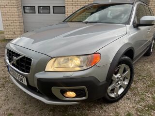 Volvo XC70 Cross Country 4WD 2.4 D5 136кВ
