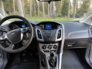 Ford Focus 1.6 77kW