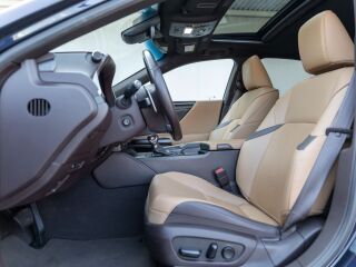 Lexus ES 300h 2.5 131kW