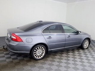 Volvo S80 Summum ATM 2.4 D5 120kW