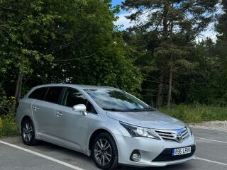 Toyota Avensis Sol Package 2.0 D-4D 91kW