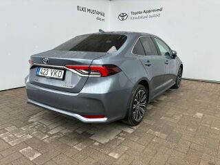 Toyota Corolla Luxury 72kW