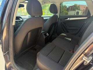 Audi A4 Avant Ambiente quattro 2.0 R4 TDI 125kW