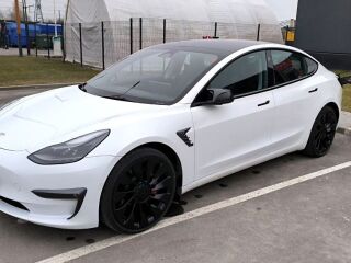 Tesla Model 3 Performance AWD 377kW