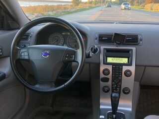 Volvo C30 2.4 I5 D5 132кВ