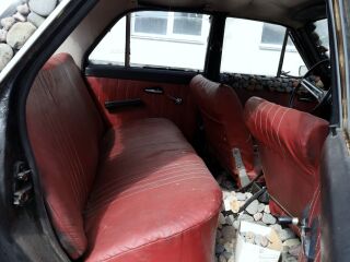 GAZ 24-10 Volga 2.4 70kW