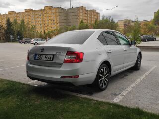 Skoda Octavia Elegance 1.4 TSI 103kW