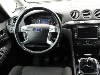 Ford Galaxy TITANIUM 2.0 R4 103кВ