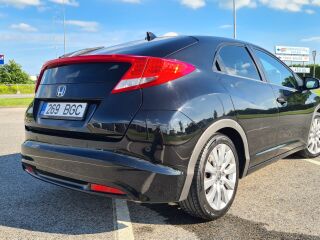 Honda Civic 1.8 104kW
