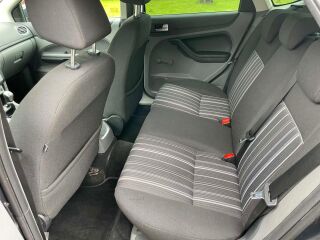 Ford Focus 1.6 74kW