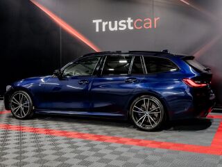 BMW 330 d x-Drive M-sportpakett Shadowline 3.0 195kW