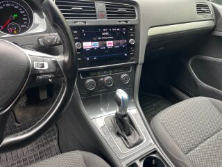 Volkswagen Golf 1.6 85kW