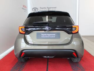 Toyota Yaris Active Plus Hybrid 1.5 68kW