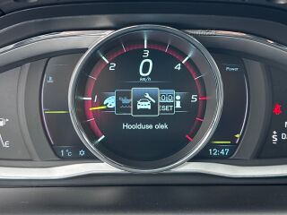 Volvo XC60 Momentum Black Edition 2.0 R5 D3 100kW