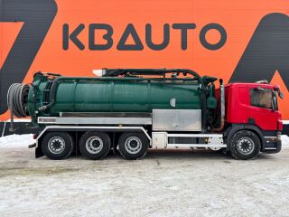 Scania P420 8x4*4 309kW