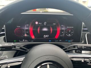 Mercedes-Benz E 220 AMG line Night paket 2.0 150kW