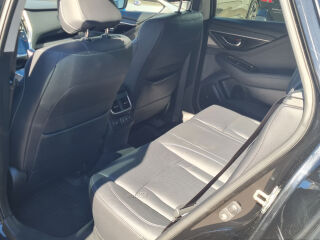 Subaru Outback Touring 2.5 124kW