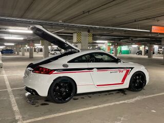 Audi TT S-Line 2.0 170кВ