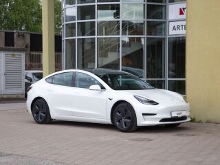 Tesla Model 3 Standard Range Plus 208кВ