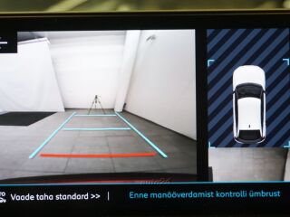 Citroen C4 Shine PureTech 130 AT8 1.2 96kW