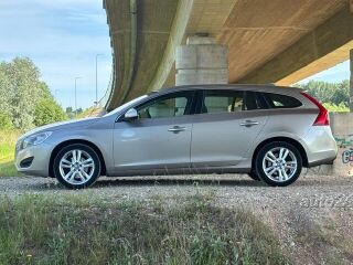 Volvo V60 1.2 R4 84kW