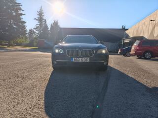 BMW 740 3.0 225kW