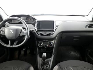 Peugeot 208 Elegance 1.2 60кВ