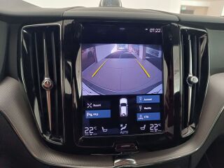 Volvo XC60 AWD R-Design B4 KERS 2.0 145кВ